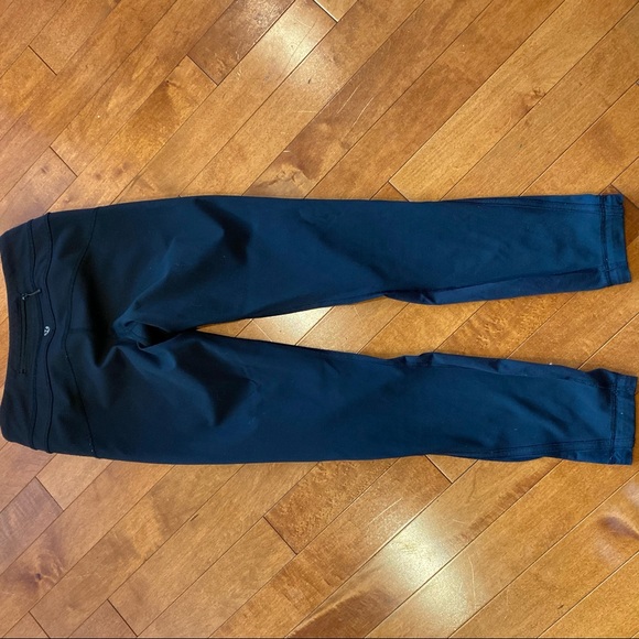✨ Lululemon 7/8 Tight with Mesh Leg Size 4 - Picture 9 of 12